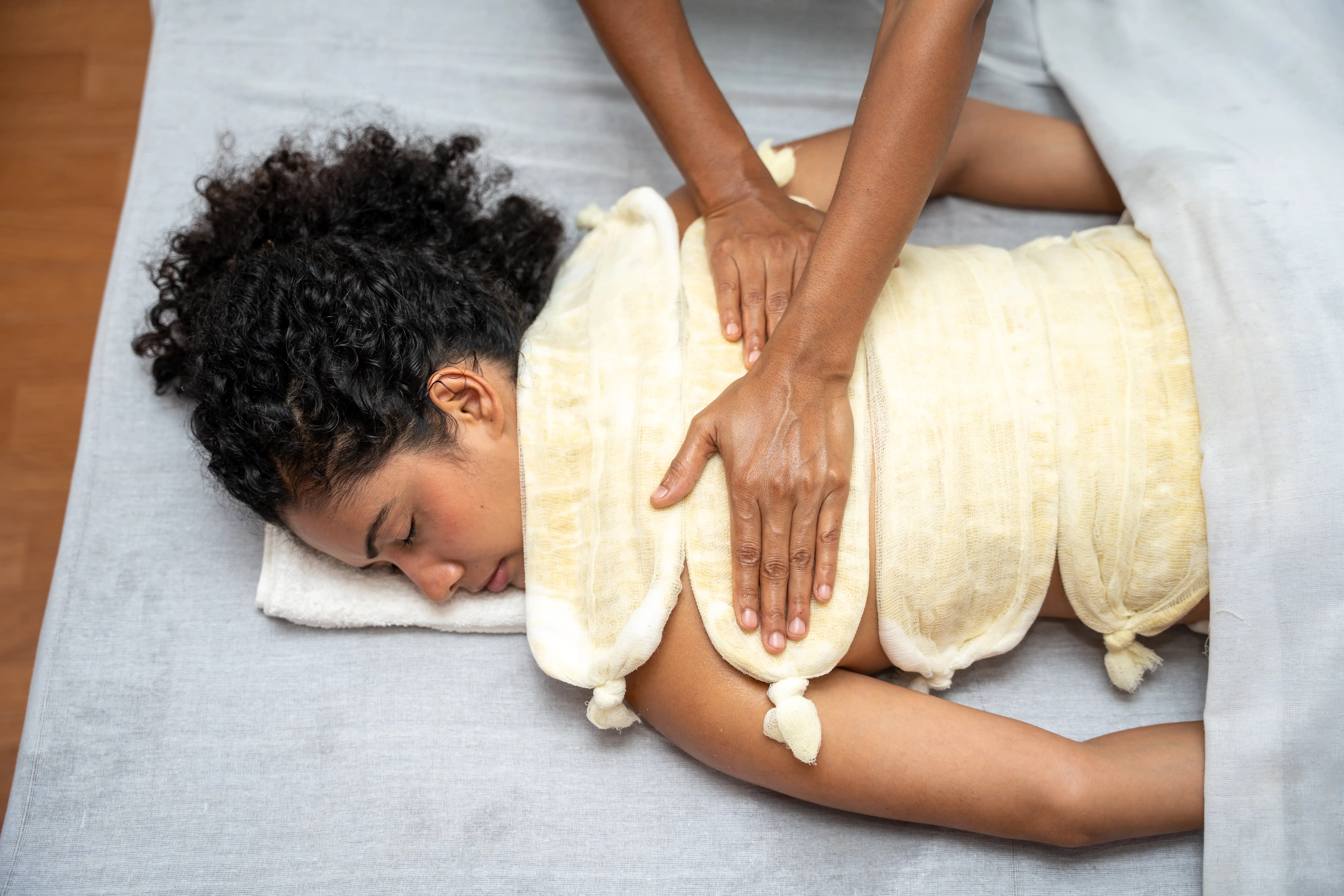Spinal therapy session