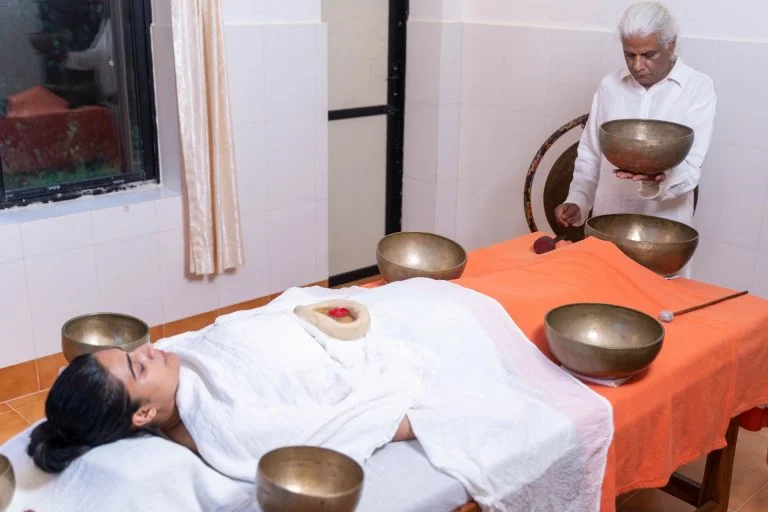 THE RITUAL OF AYURVEDA Rebalancing Routine - Sabina